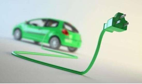 2018年全球電動(dòng)汽車銷量突破200萬輛大關(guān)，達(dá)到201.8萬輛，相比2017年增長65%