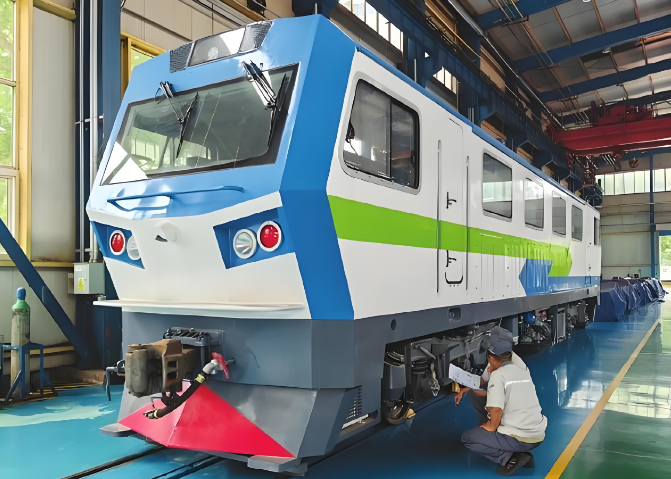 中車永濟電機公司自主研制出我國首臺城市軌道交通新能源調車機車